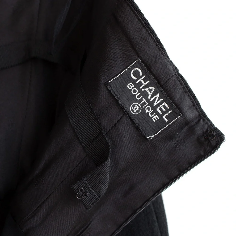 Iconic Chanel Vintage S/S 1995 Barbie Cropped Red Black 95P Jacket Skirt Suit - Picture 15 of 17